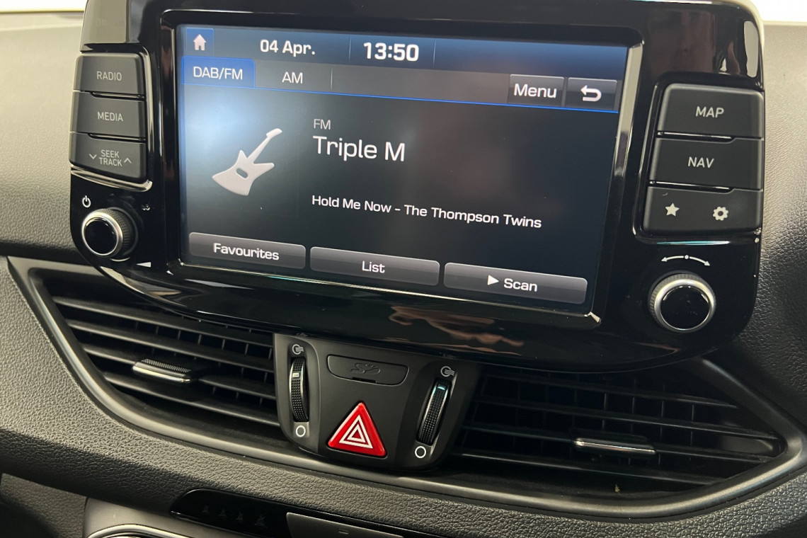2018 Hyundai i30 PD Active Hatch Image 16