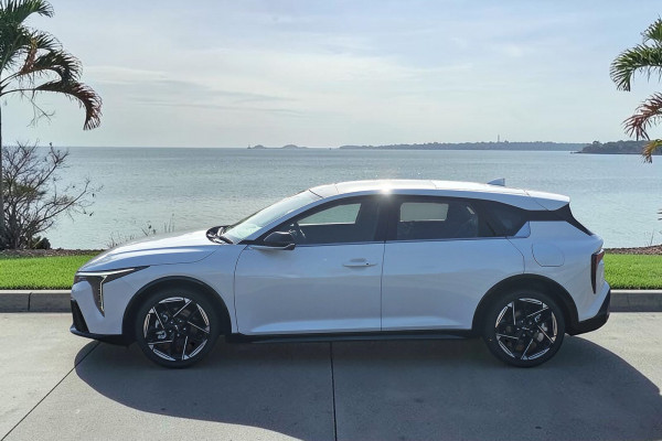 2025 MY26 Kia K4 CL4m GT-Line Hatch Image 5