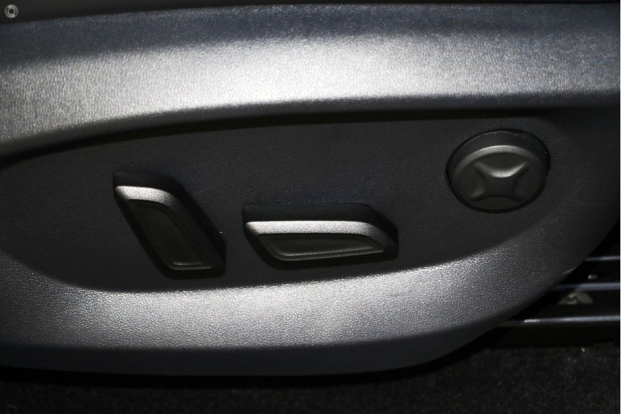 2025 MG HS AS33 Essence SUV Image 12