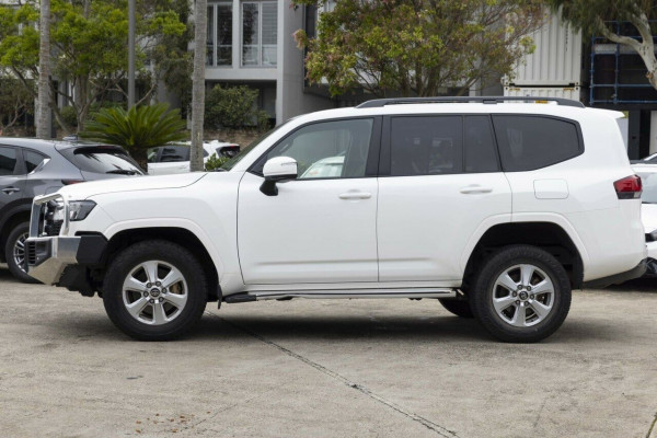 2023 Toyota LandCruiser FJA300R GXL SUV Image 18