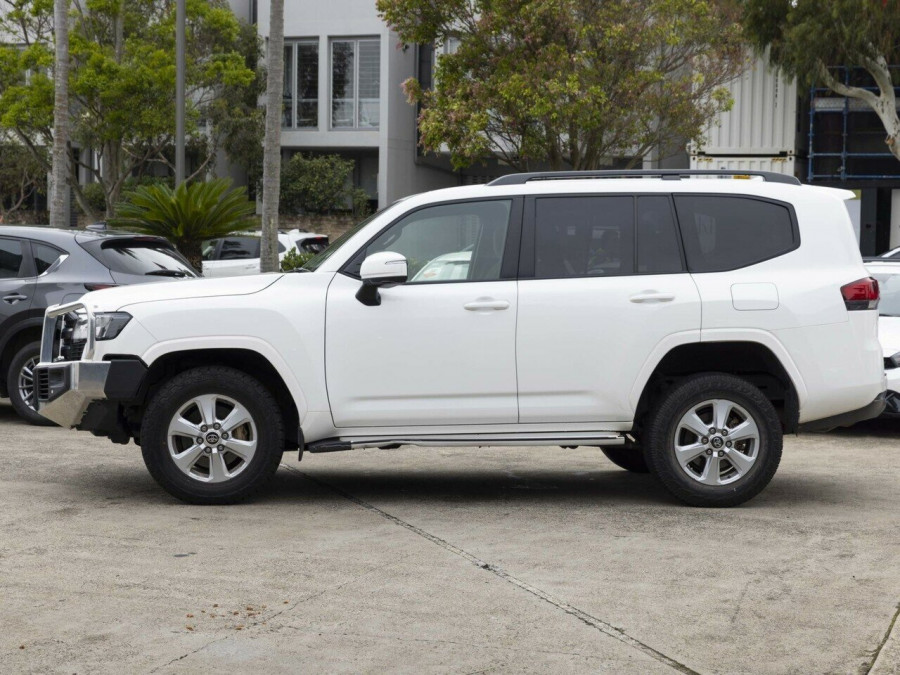 2023 Toyota LandCruiser FJA300R GXL SUV Image 18