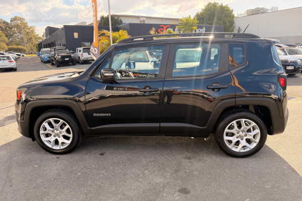 2017 Jeep Renegade BU Longitude SUV Image 9