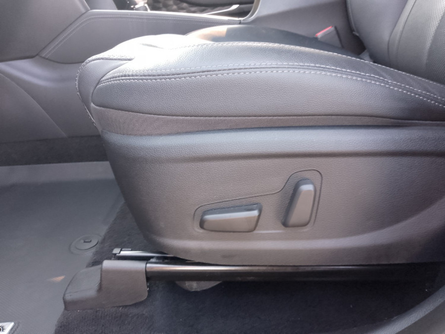 2019 Hyundai Santa Fe TM Highlander SUV Image 12