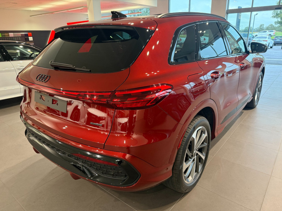 2025 Audi Q5 FY TDI Sport SUV Image 3