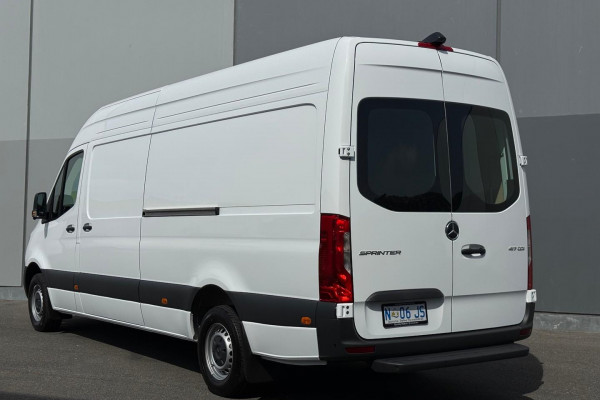 2026 Mercedes-Benz Sprinter VS30 417CDI LWB Van Image 2