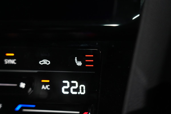 2023 Volkswagen Passat 206TSI R-Line SUV Image 21