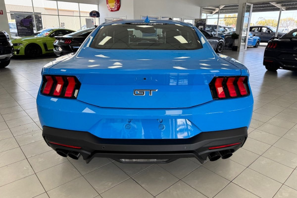 2025 Ford Mustang FO GT Hatch Image 8