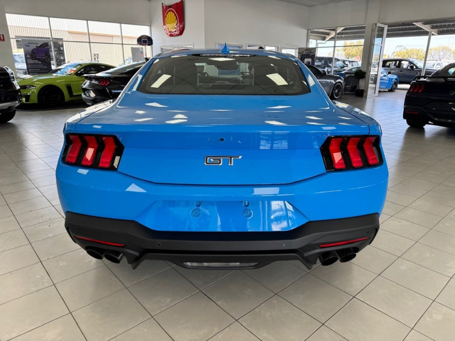2025 Ford Mustang FO GT Hatch Image 8