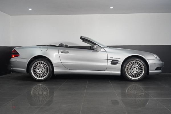 2003 Mercedes-Benz SL 55 AMG Convertible Image 11
