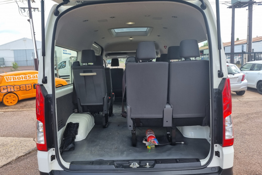2021 Toyota HiAce GDH322R Commuter Bus Image 9