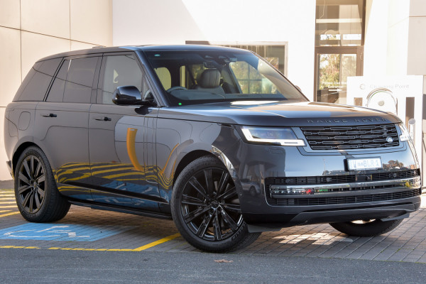 Land Rover Range Rover P460e HSE