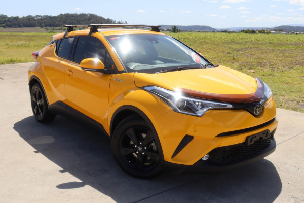 2017 Toyota C-HR NGX50R  SUV