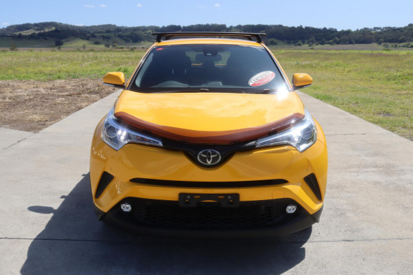 2017 Toyota C-HR NGX50R  SUV Image 2