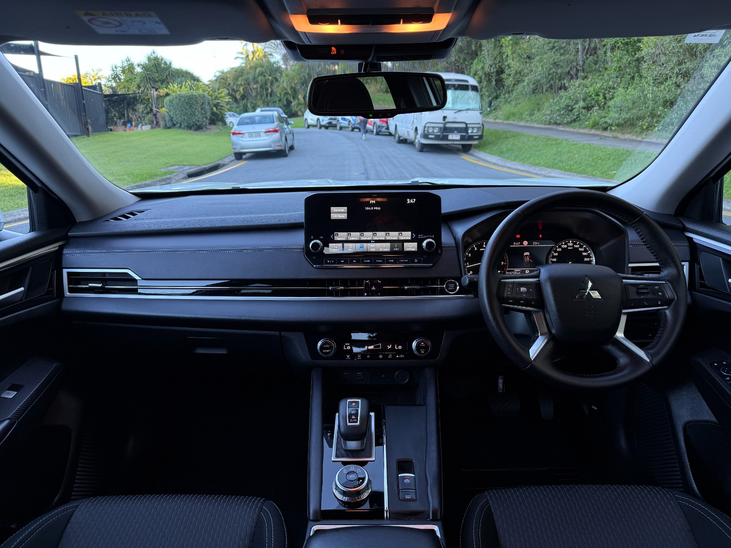 2023 MY24 Mitsubishi Outlander ZM LS SUV Image 18