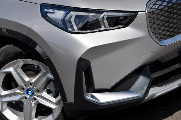 2025 BMW iX1 U11 eDrive20 xLine SUV image 26