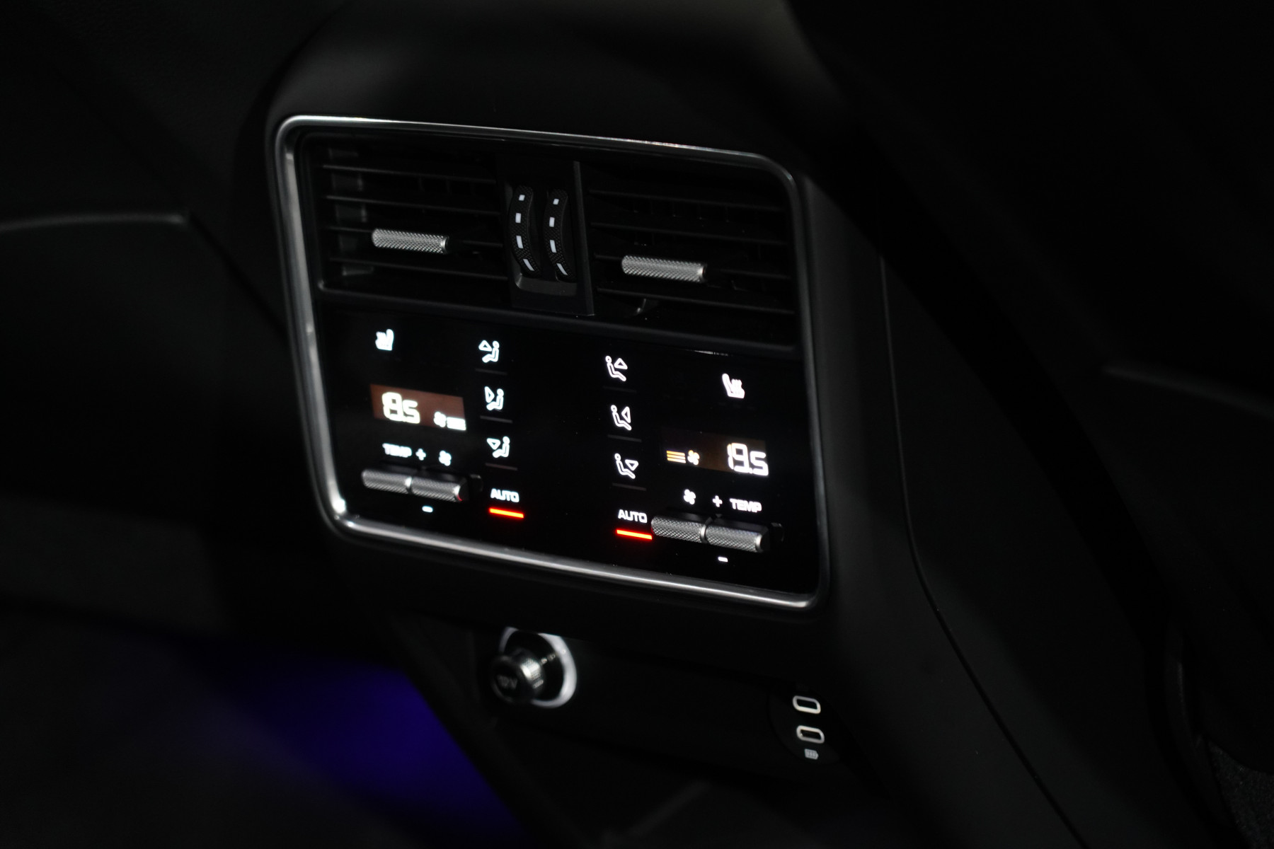 2019 Porsche Cayenne Turbo Coupe Image 31
