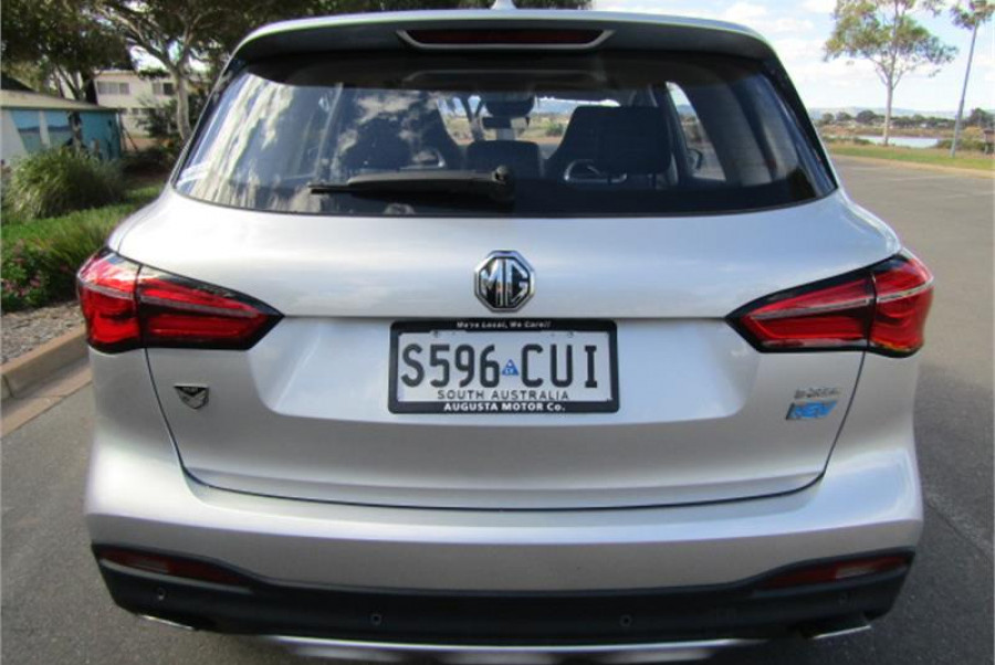 2022 MY23 MG HS Plus EV SAS23 Essence SUV Image 8
