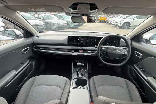2025 Kia K4 CL4m Sport Sedan Image 10