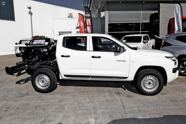 2026 Mitsubishi Triton MV  GLX Cab Chassis Image 5