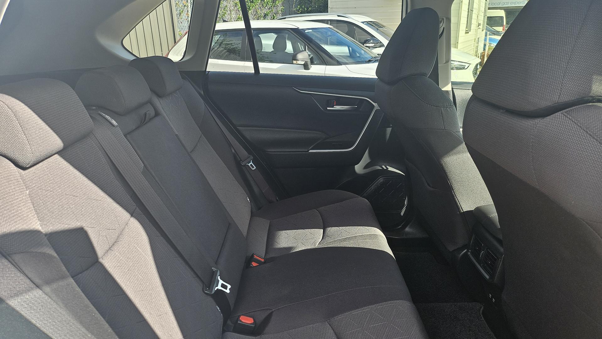 2022 Toyota RAV4 AXAH52R GXL SUV Image 10