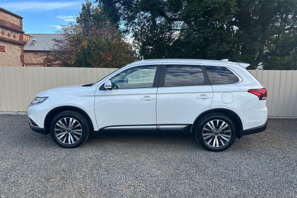 2021 Mitsubishi Outlander ZL LS SUV