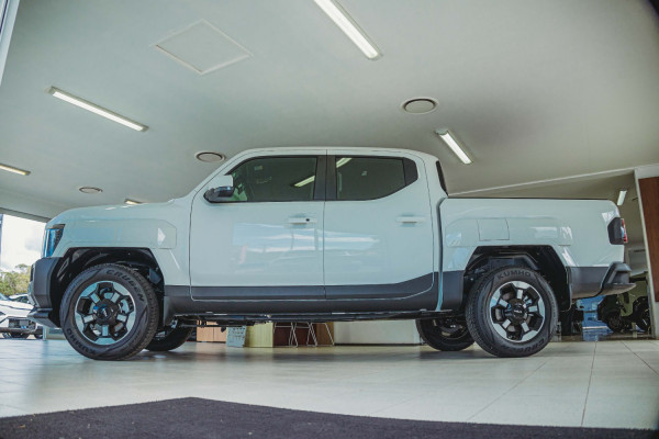 2025 MY26 Kia Tasman TK SX Plus Ute Image 14