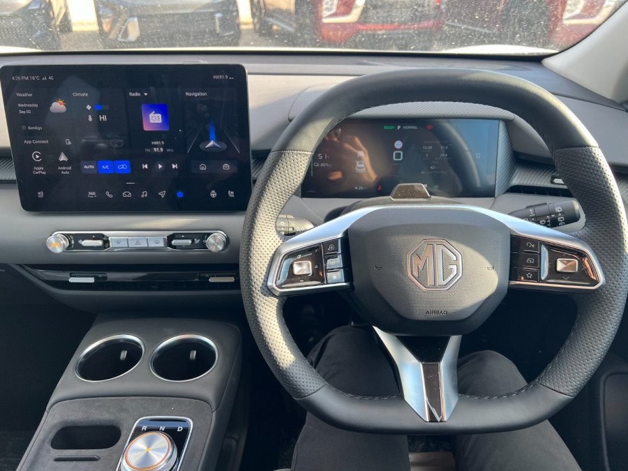 2025 MG MGS5 EV ZS3EM Essence 62 SUV Image 12