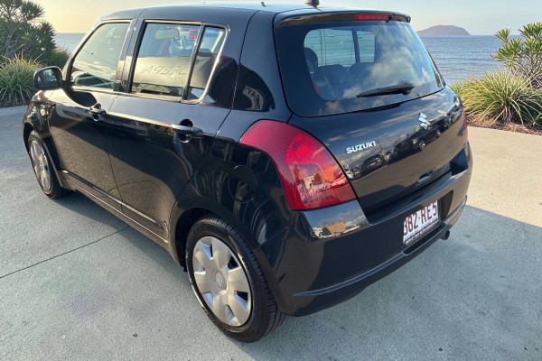 2007 Suzuki Swift RS415 GLX Hatch Image 5