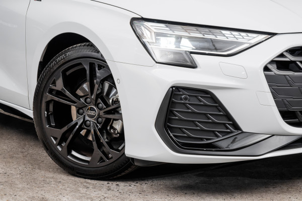 2025 Audi A3 GY TFSI 110kW S line Hatch image 6