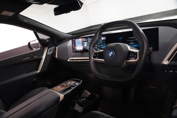 2022 BMW Ix M60 SUV Image 28