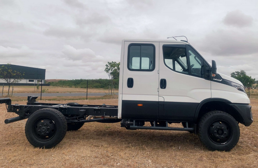 2024 Iveco Daily4x4 7T Cab Chassis Image 4