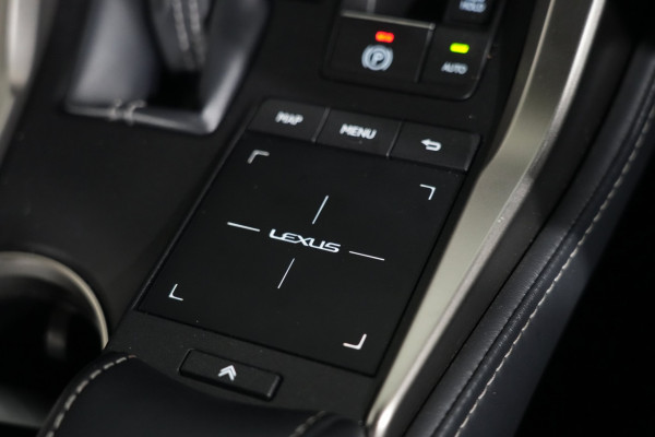 2021 Lexus Nx300h F-Sport +ep1 Hybrid (Fwd) SUV Image 17