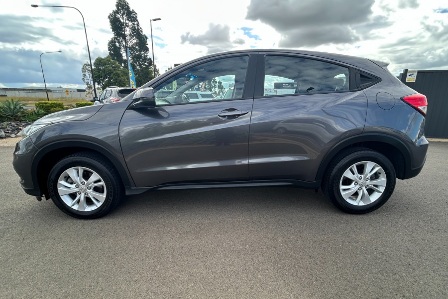 2019 Honda HR-V VTi SUV Image 6