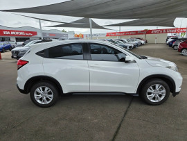 2015 Honda HR-V  VTi SUV image 8