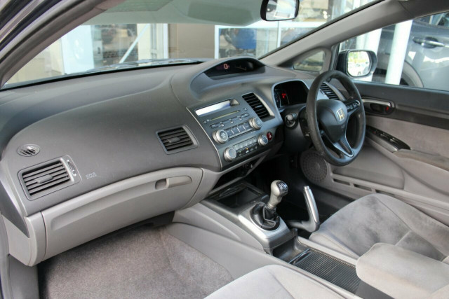 2008 Honda Civic 8th Gen MY08 VTi Sedan Mobile Image 17