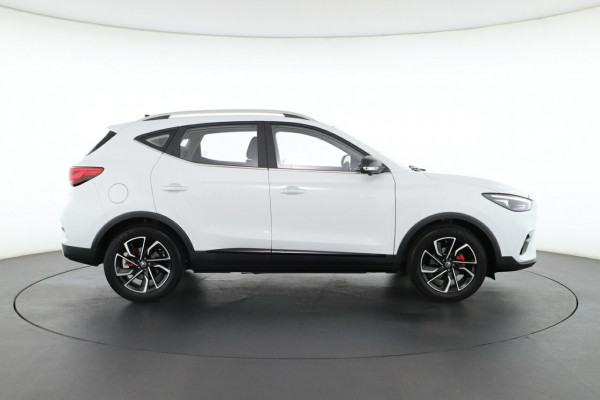 2024 MG ZST S13 Essence SUV Image 2