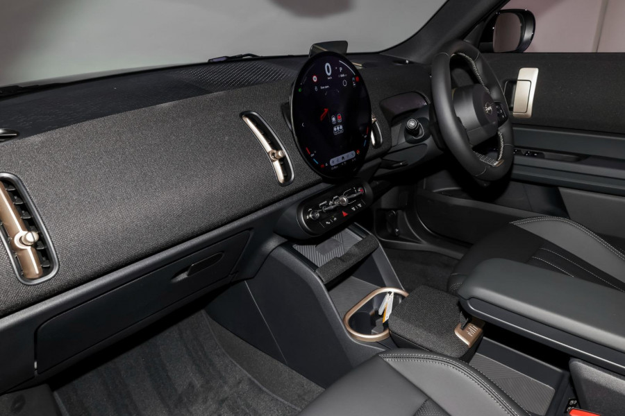 2025 MINI Countryman U25 S Favoured SUV