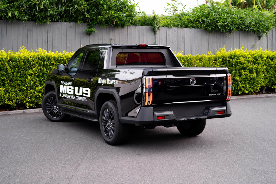 2026 MG U9 Explore Pro Ute Image 3
