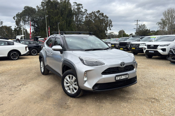 2024 Toyota Yaris Cross MXPJ10R GX SUV Image 1