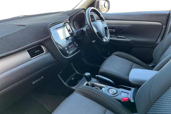 2016 Mitsubishi Outlander ZK LS SUV