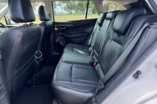 2023 Subaru Outback 6GEN AWD Touring XT SUV Image 13