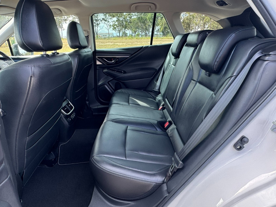 2023 Subaru Outback 6GEN AWD Touring XT SUV Image 13