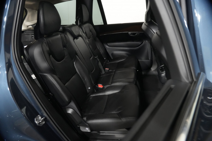 2021 Volvo XC90 L Series T6 Momentum SUV Image 29