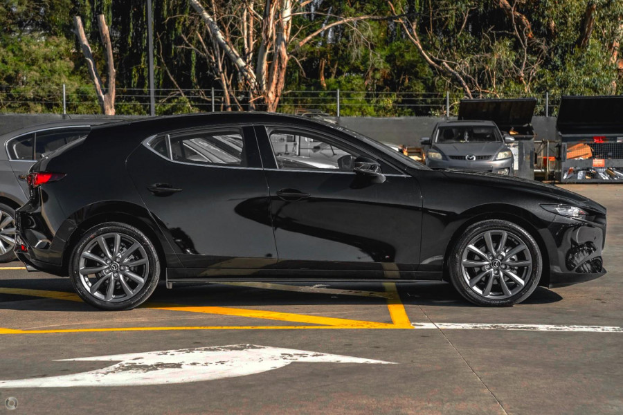 2026 Mazda 3 BP Series G25 GT Hatch Image 8