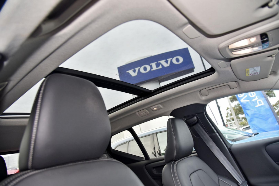 2025 MY26 Volvo XC40 XZ Plus B4 SUV Image 8