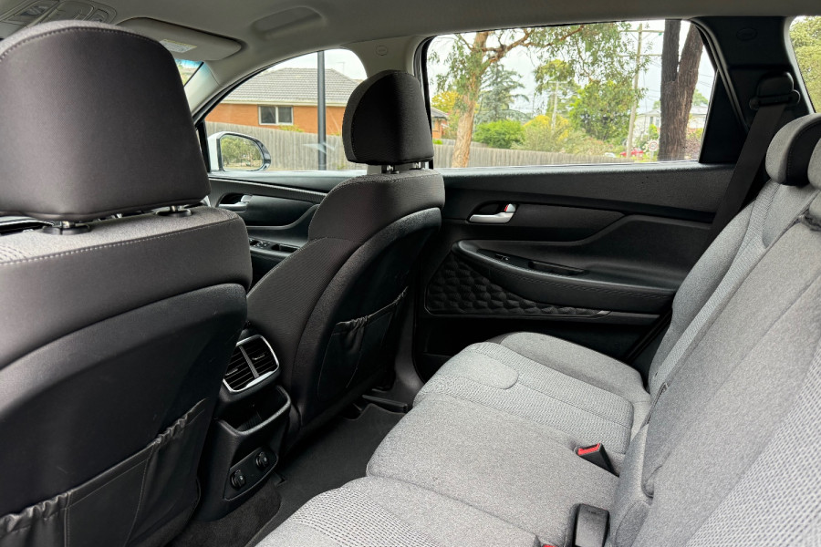2020 Hyundai Santa Fe TM.2 Active SUV Image 11