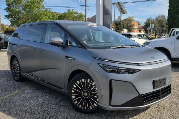 2026 XPeng X9  Long Range People Mover