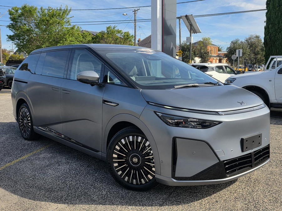 2026 XPeng X9  Long Range People Mover Image 1