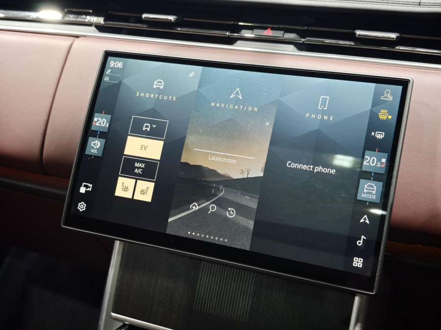 2024 MY25 Land Rover Range Rover L460 P460e Autobiography SUV Image 53