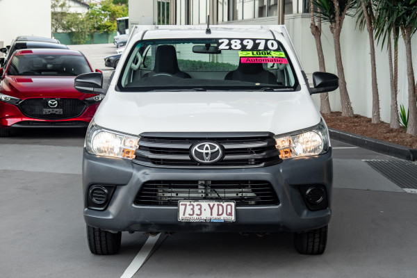2018 Toyota HiLux  WorkMate Single Cab Cab Chassis Image 4
